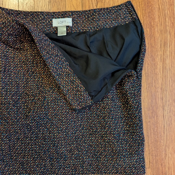 LOFT Black and Brown Tweed Pencil Skirt - Picture 4 of 8